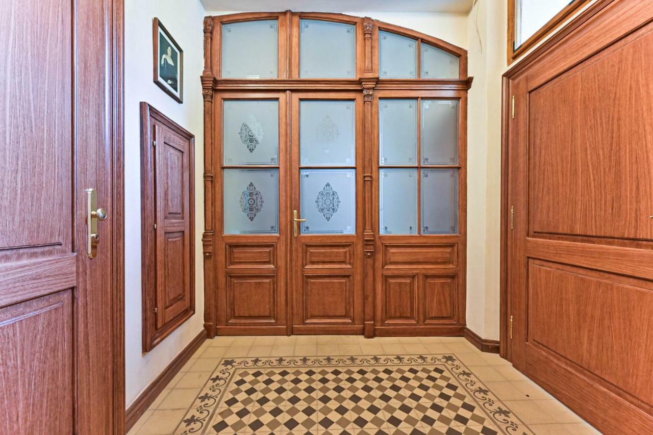 Apartment Nebovidy II - Air Conditioning - Historic City Center Praha Bagian luar foto