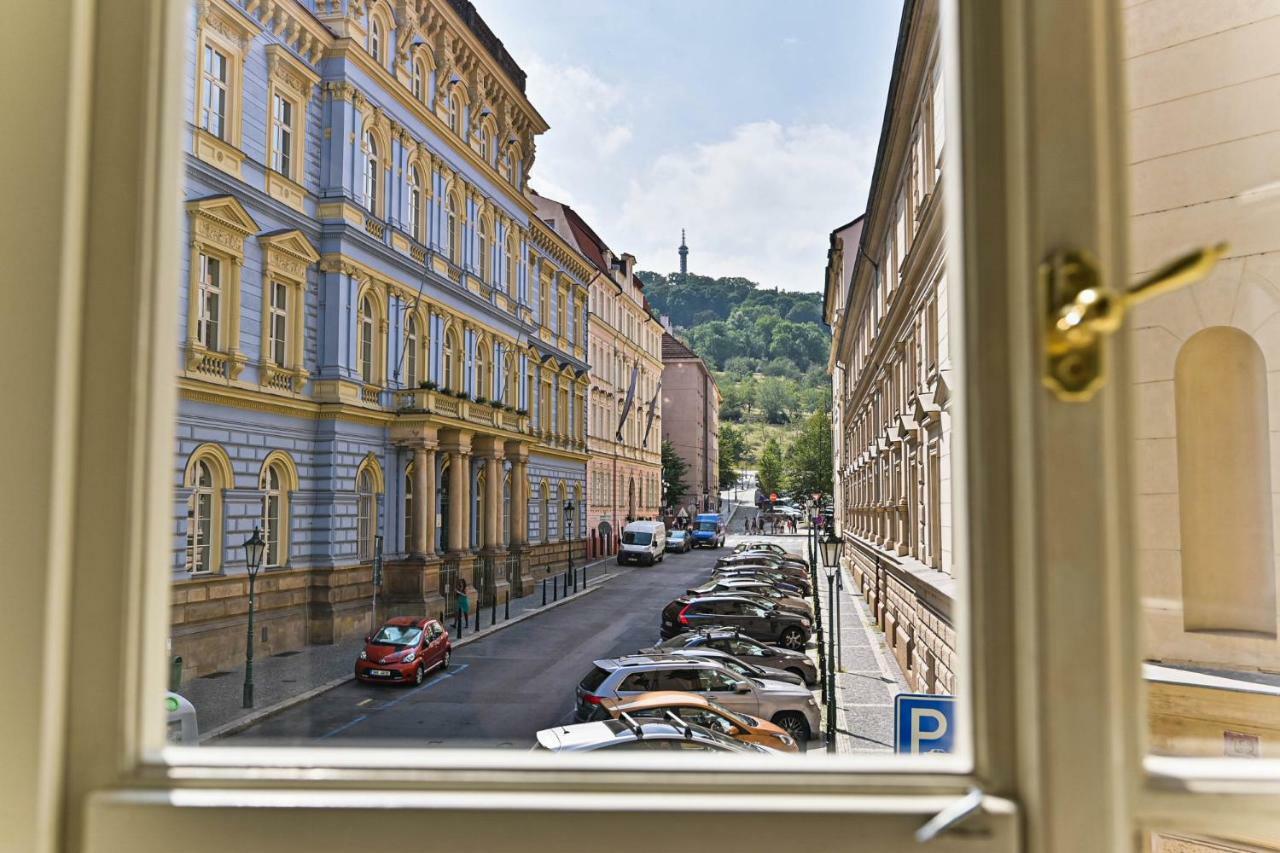 Apartment Nebovidy II - Air Conditioning - Historic City Center Praha Bagian luar foto